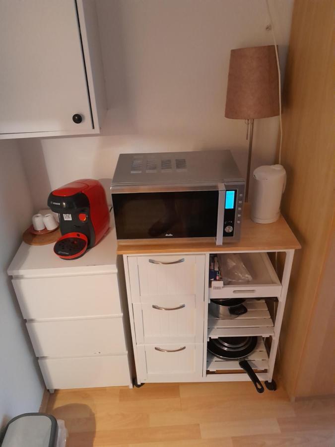 Apartment Mit Kueche Und Balkon Oder Terrasse, Ruhig Und Gut Erreichbar 皮丁 外观 照片