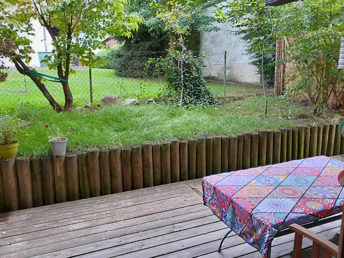 Apartment Mit Kueche Und Balkon Oder Terrasse, Ruhig Und Gut Erreichbar 皮丁 外观 照片