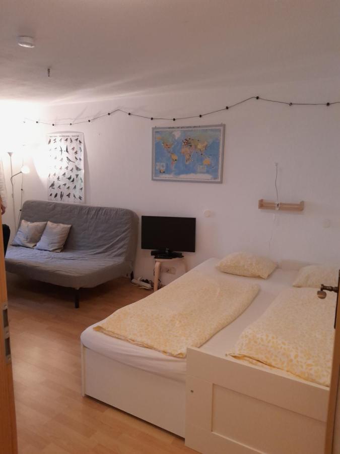 Apartment Mit Kueche Und Balkon Oder Terrasse, Ruhig Und Gut Erreichbar 皮丁 外观 照片